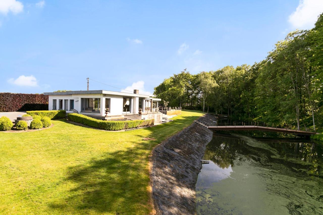 Rene Villa Lichtervelde Exterior photo